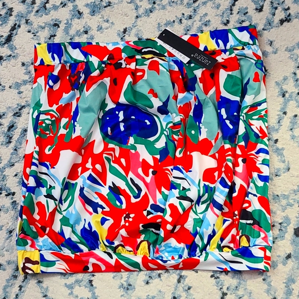 NWT strapless top